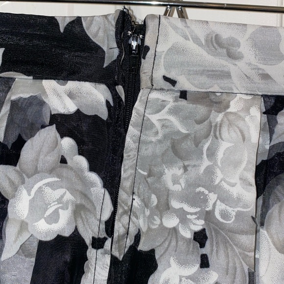 Skater skirt - Picture 4 of 4